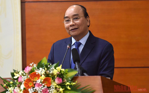 Thủ tướng chính phủ: Chuyển đổi tư duy từ sản xuất nông nghiệp sang làm kinh tế nông nghiệp